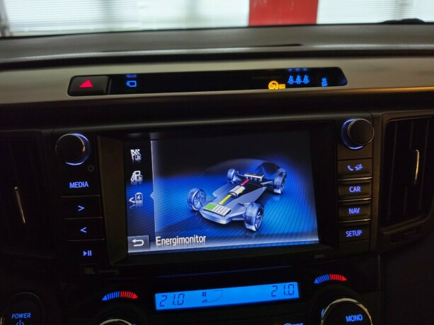 toyota-rav4-elektrisitetbensin-2016-big-31
