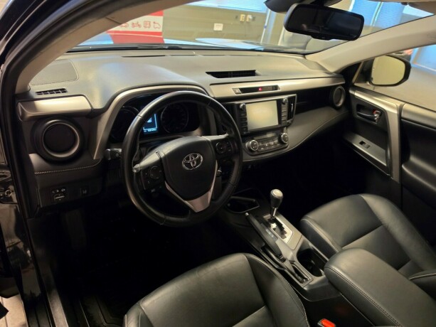 toyota-rav4-elektrisitetbensin-2016-big-22