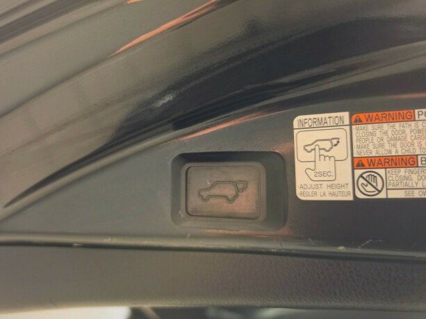 toyota-rav4-elektrisitetbensin-2016-big-20