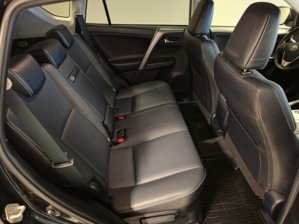 toyota-rav4-elektrisitetbensin-2016-big-17
