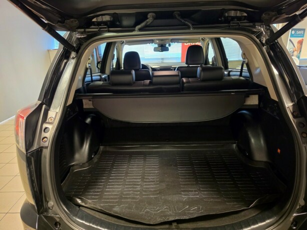 toyota-rav4-elektrisitetbensin-2016-big-18
