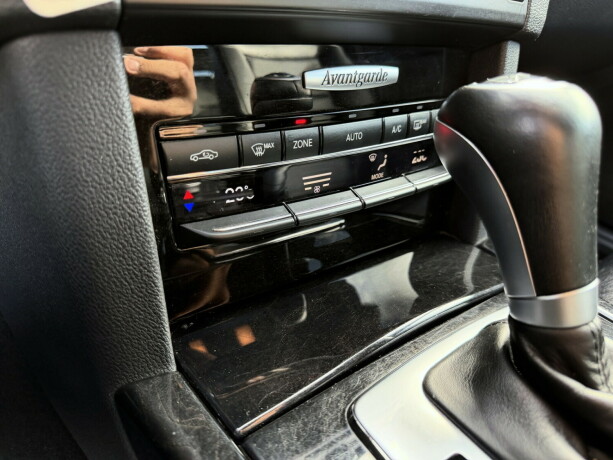 mercedes-benz-e220-diesel-2011-big-12