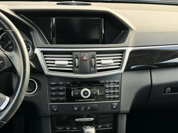 mercedes-benz-e220-diesel-2011-big-8