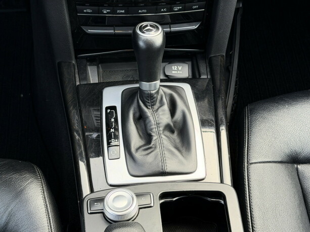 mercedes-benz-e220-diesel-2011-big-10