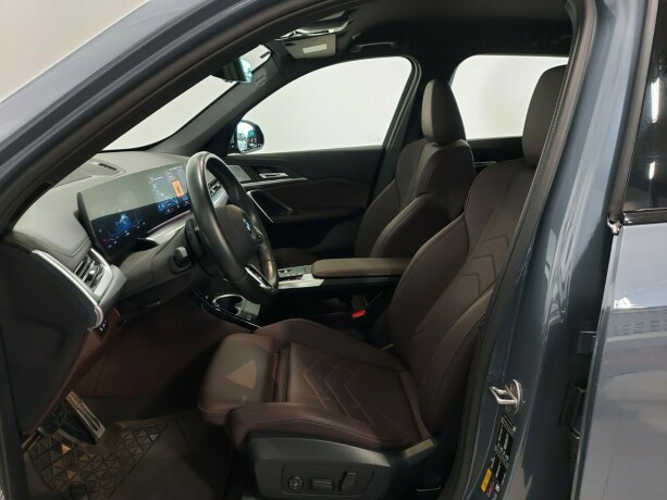 bmw-ix1-elektrisitet-2024-big-19