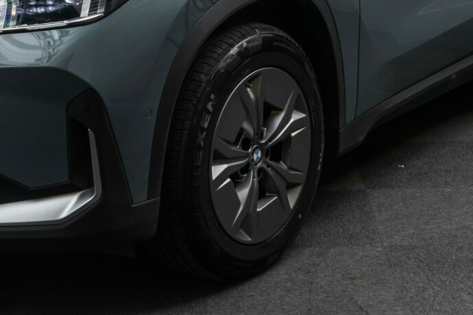 bmw-ix1-elektrisitet-2026-big-4