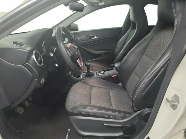 mercedes-benz-cla180-bensin-2013-big-4
