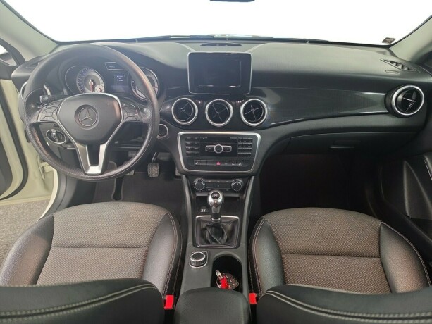 mercedes-benz-cla180-bensin-2013-big-8