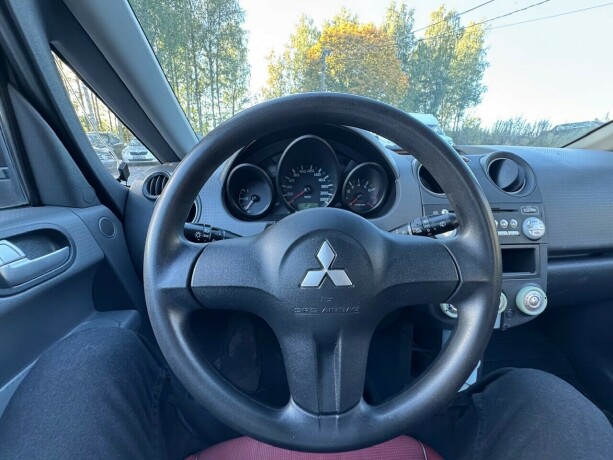 mitsubishi-colt-bensin-2007-big-11