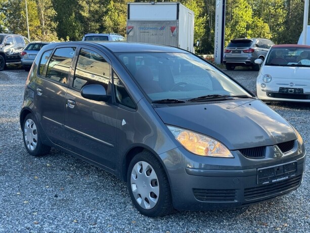 mitsubishi-colt-bensin-2007-big-6