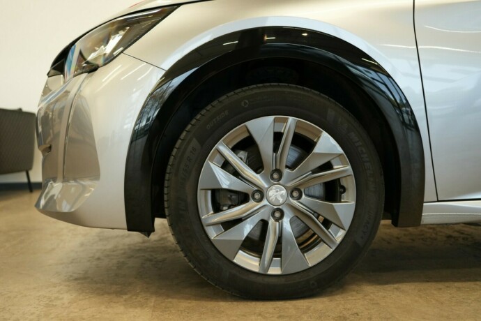 peugeot-e-208-elektrisitet-2021-big-19