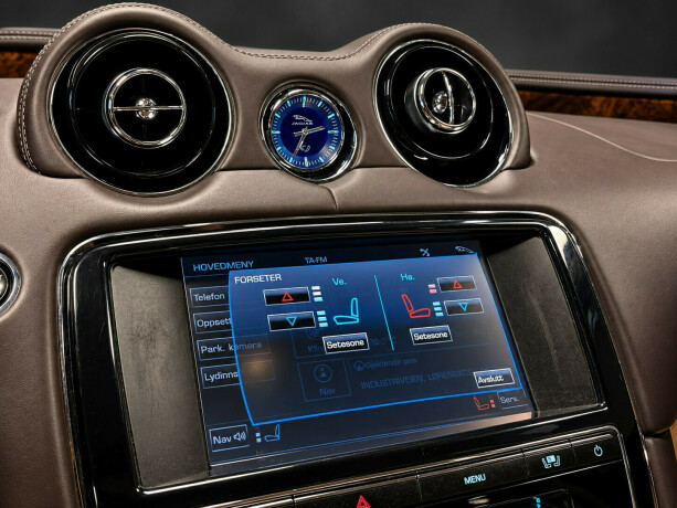 jaguar-xj-diesel-2011-big-10