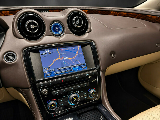 jaguar-xj-diesel-2011-big-9