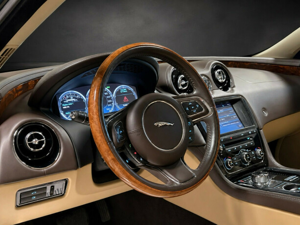 jaguar-xj-diesel-2011-big-20