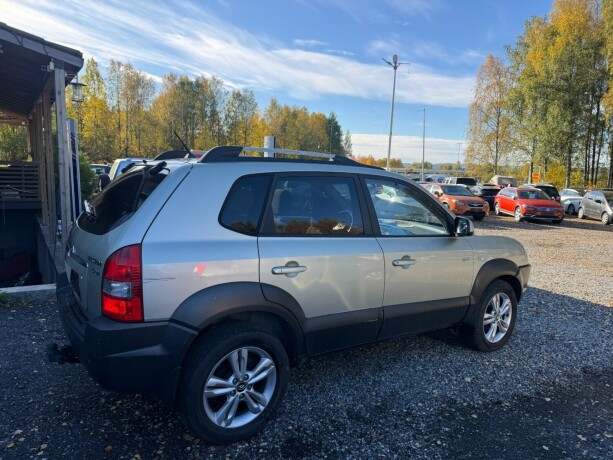hyundai-tucson-diesel-2004-big-24