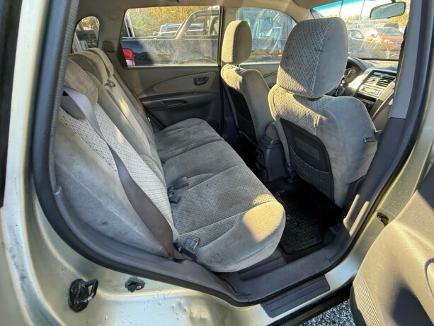 hyundai-tucson-diesel-2004-big-20