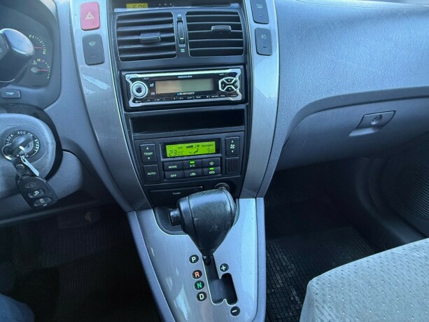hyundai-tucson-diesel-2004-big-9