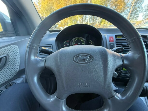 hyundai-tucson-diesel-2004-big-7