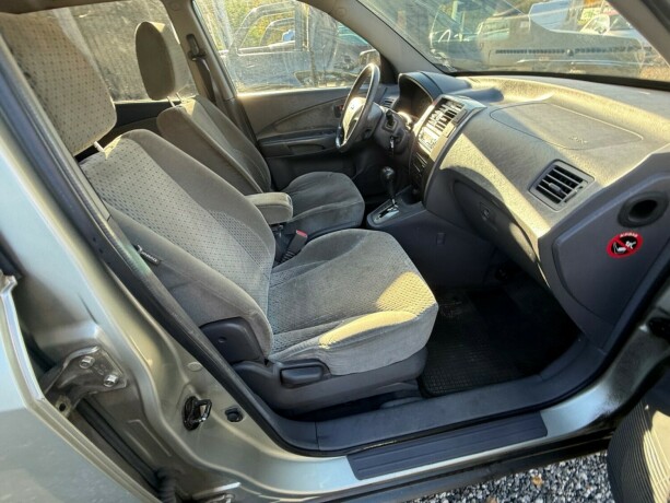 hyundai-tucson-diesel-2004-big-22