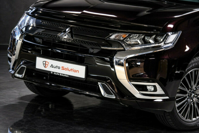 mitsubishi-outlander-plug-in-petrol-2020-big-23