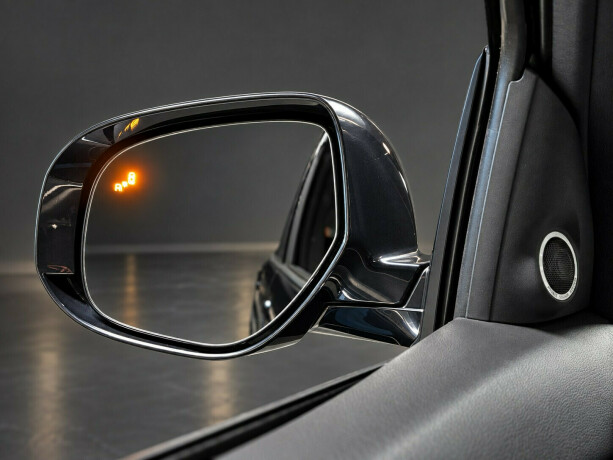 mitsubishi-outlander-plug-in-petrol-2020-big-21