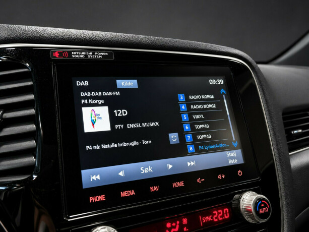 mitsubishi-outlander-plug-in-petrol-2020-big-9