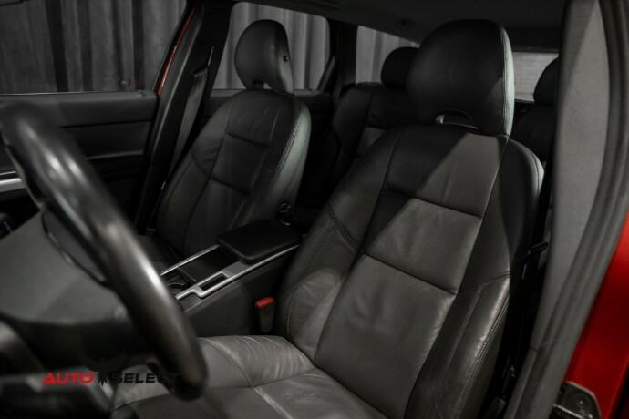 volvo-v50-diesel-2012-big-22