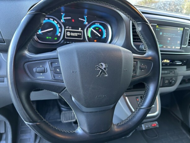 peugeot-e-expert-elektrisitet-2022-big-16