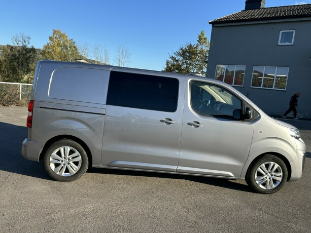 peugeot-e-expert-elektrisitet-2022-big-7