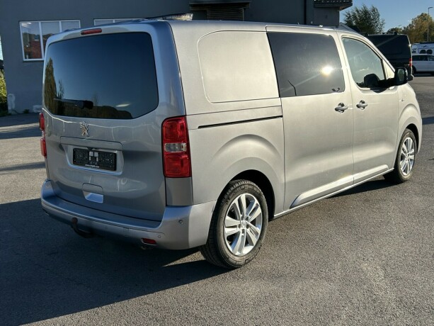 peugeot-e-expert-elektrisitet-2022-big-6