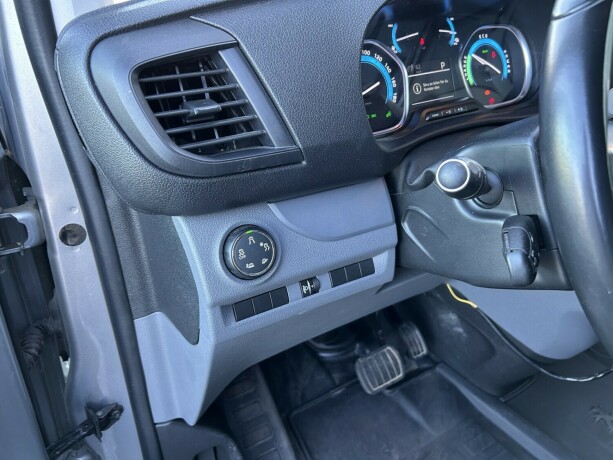 peugeot-e-expert-elektrisitet-2022-big-15