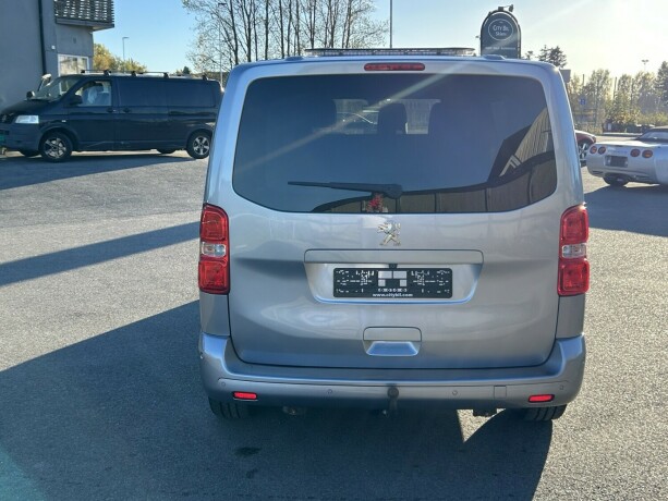 peugeot-e-expert-elektrisitet-2022-big-5
