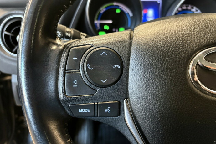 toyota-auris-elektrisitetbensin-2016-big-23