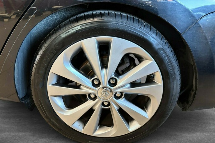 toyota-auris-elektrisitetbensin-2016-big-27