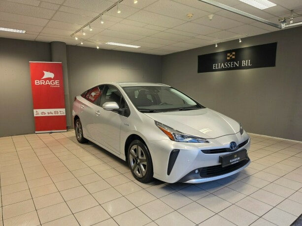 toyota-prius-elektrisitetbensin-2020-big-9