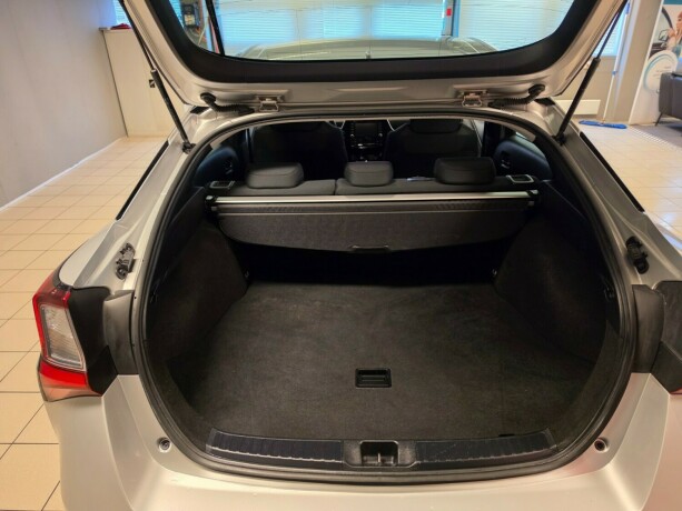 toyota-prius-elektrisitetbensin-2020-big-17