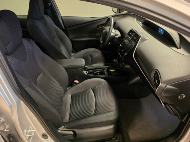toyota-prius-elektrisitetbensin-2020-big-14
