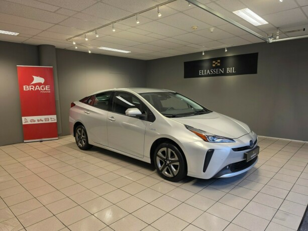 toyota-prius-elektrisitetbensin-2020-big-10