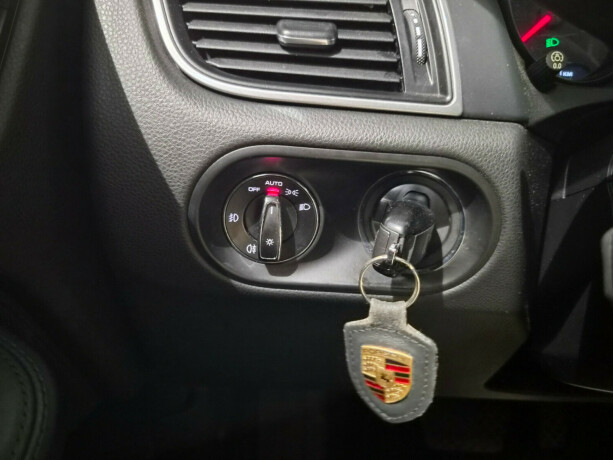 porsche-macan-bensin-2017-big-23