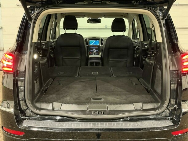ford-s-max-diesel-2017-big-17