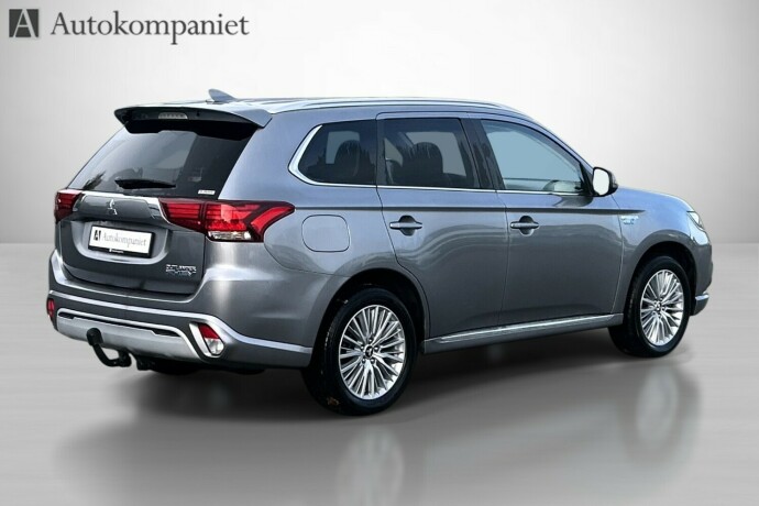 mitsubishi-outlander-elektrisitetbensin-2020-big-5