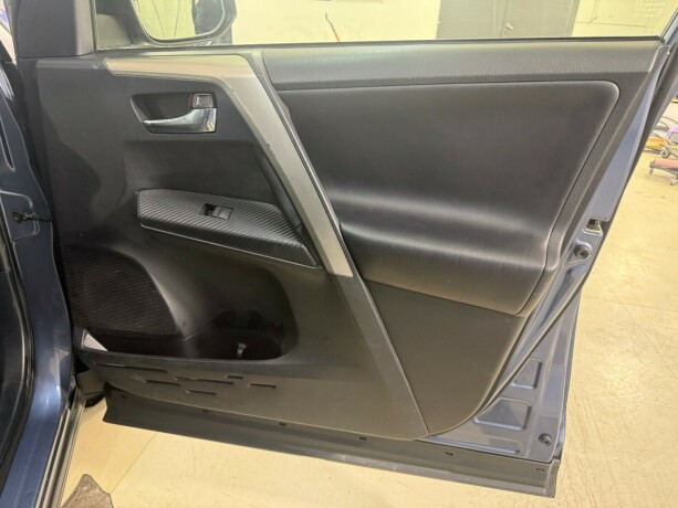 toyota-rav4-bensin-2013-big-20