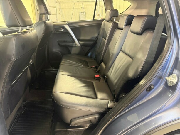 toyota-rav4-bensin-2013-big-25
