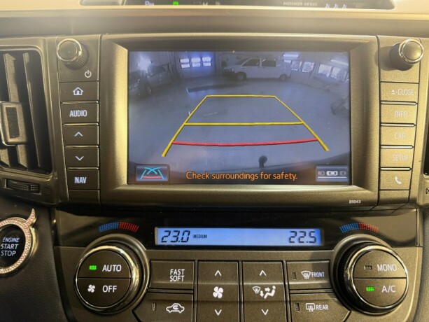 toyota-rav4-bensin-2013-big-13