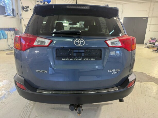 toyota-rav4-bensin-2013-big-4