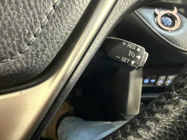 toyota-rav4-bensin-2013-big-19