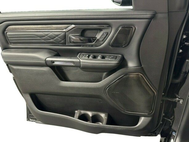 ram-1500-bensin-2026-big-17
