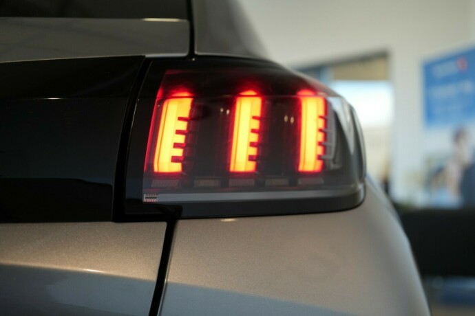 peugeot-e-208-elektrisitet-2021-big-9