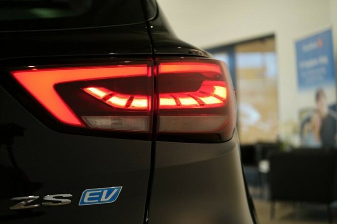 mg-zs-ev-elektrisitet-2022-big-9