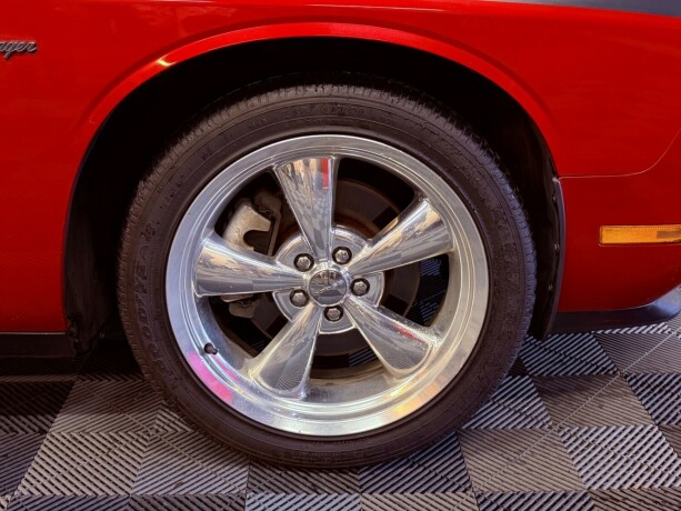 dodge-challenger-bensin-2011-big-5